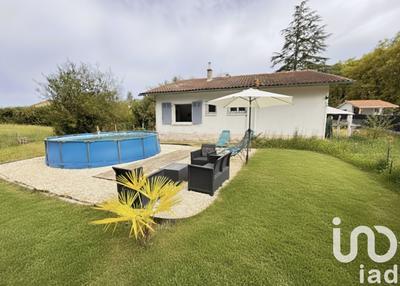 Maison - 90 m² - 4 pièces