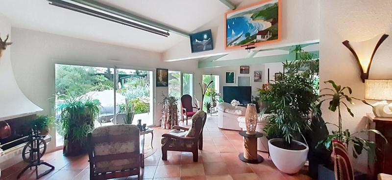 Villa - 190 m² - 8 pièces