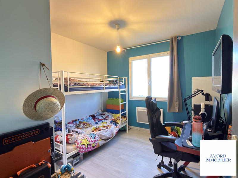 Maison - 96 m² - 4 pièces