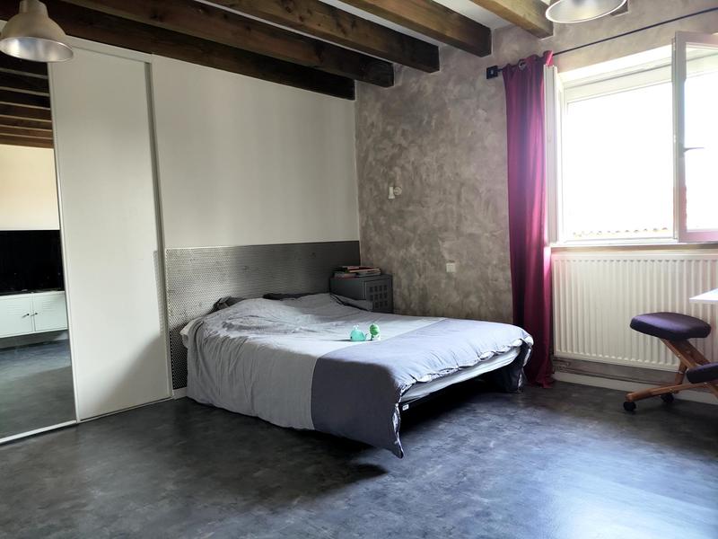 Maison - 230 m² - 7 pièces