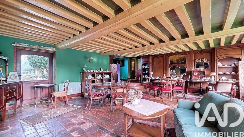 Maison - 650 m² - 20 pièces