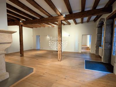 Appartement - 168 m² - 4 pièces