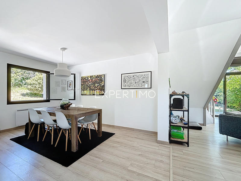 Maison - 195 m² - 6 pièces