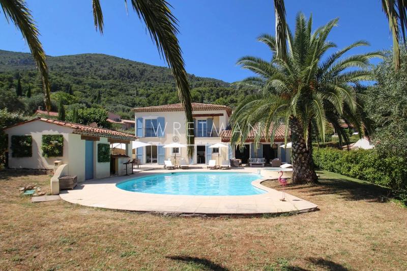 Villa - 185 m² - 5 pièces
