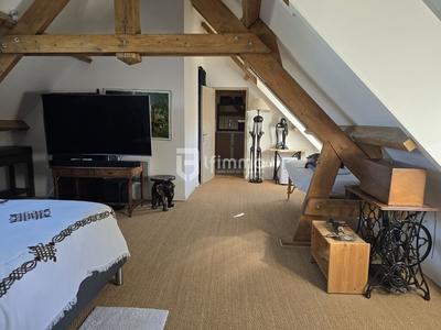 Propriété - 260 m² - 5 pièces