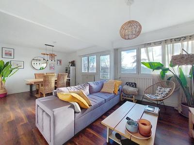 Appartement - 77 m² - 3 pièces