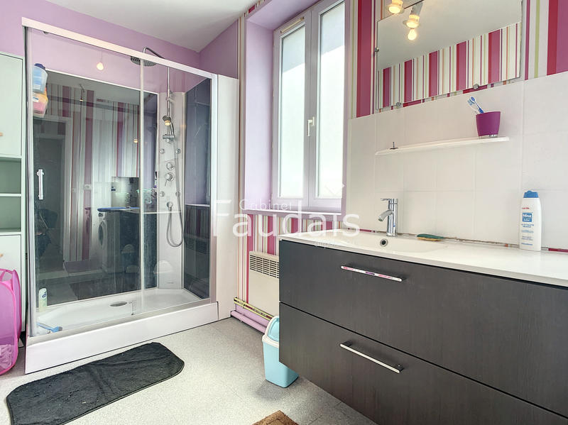 Triplex - 70 m² - 4 pièces