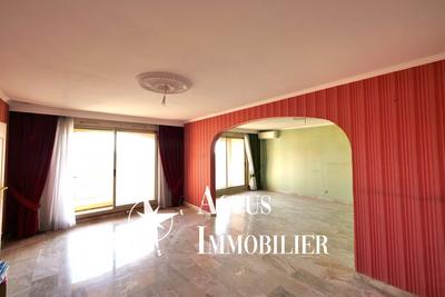 Appartement - 141 m² - 5 pièces