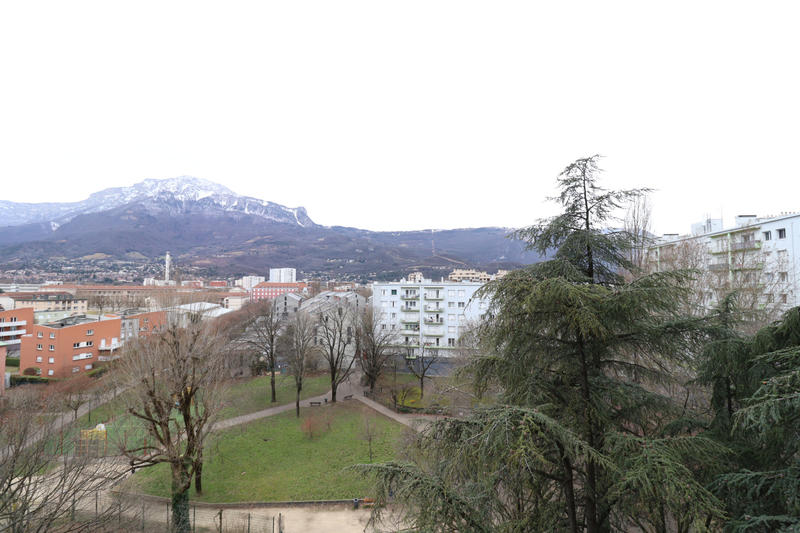 Appartement - 75 m² - 4 pièces