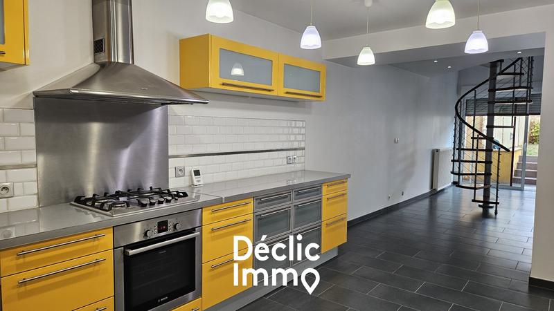 Maison de ville - 95 m² - 4 pièces