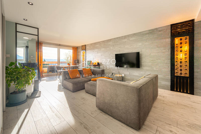 Appartement - 79 m² - 4 pièces