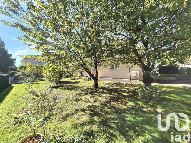 Maison - 137 m² - 6 pièces