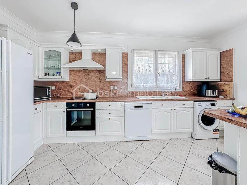 Villa - 210 m² - 6 pièces