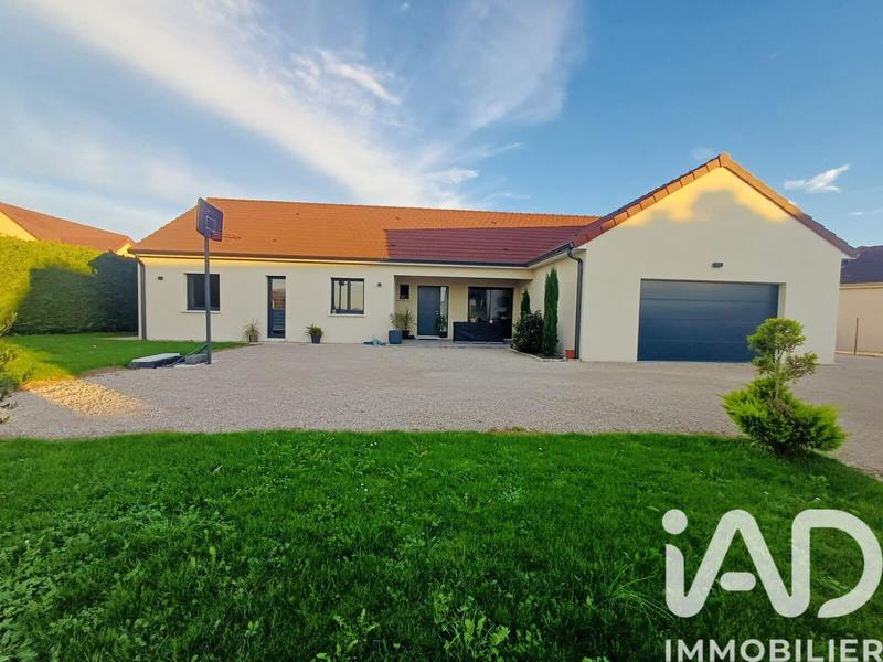 Maison - 143 m² - 7 pièces