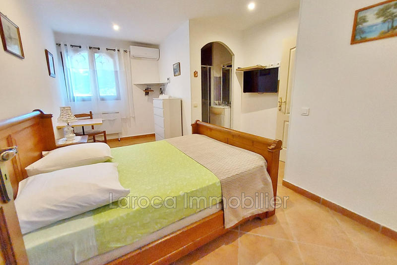 Maison - 272 m² - 8 pièces