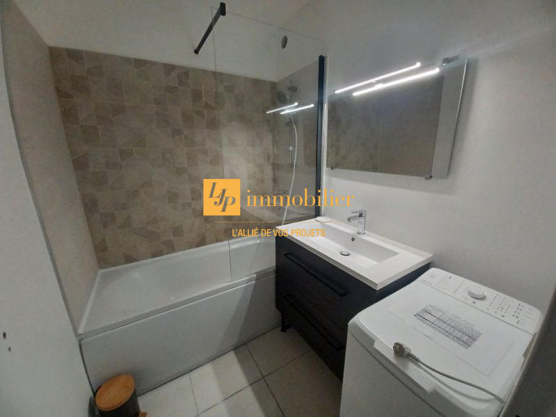 Appartement - 77 m² - 1 pièce