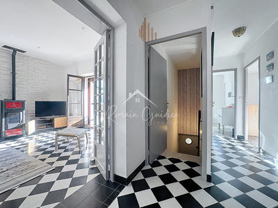 Maison - 106 m² - 5 pièces