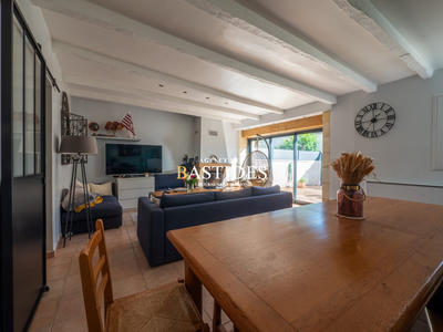 Maison ancienne - 106 m² - 4 pièces