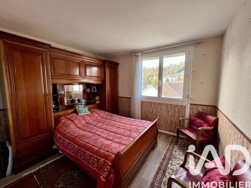 Appartement - 99 m² - 5 pièces