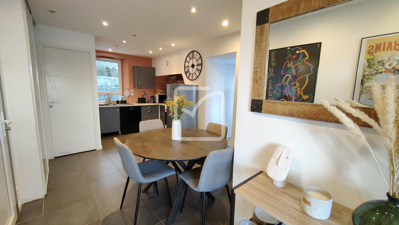 Appartement - 65 m² - 3 pièces