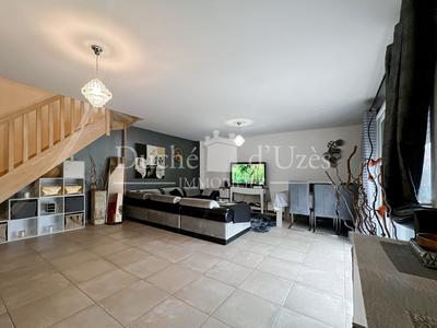 Maison - 107 m² - 5 pièces