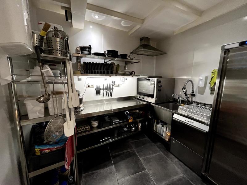 Local commercial - 100 m² - 1 pièce