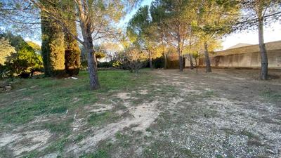 Terrain constructible - 1 000 m²