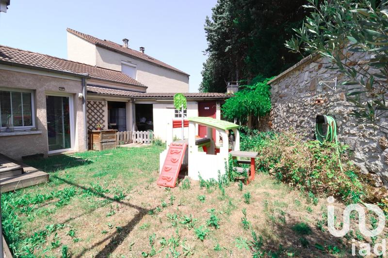Maison - 94 m² - 4 pièces