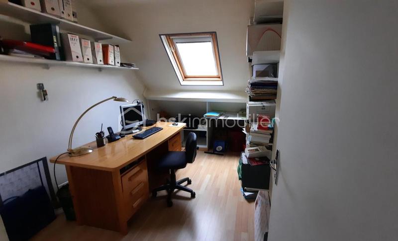 Pavillon - 169 m² - 9 pièces