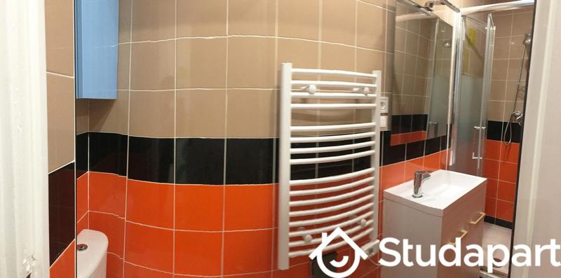 Chambre - 15 m² - 1 pièce