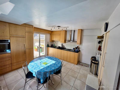 Maison ancienne - 167 m² - 6 pièces