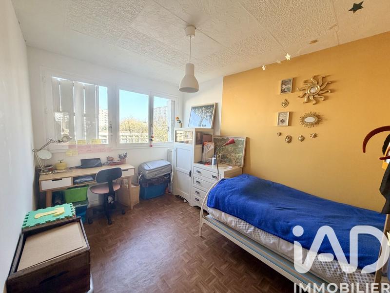 Appartement - 80 m² - 3 pièces