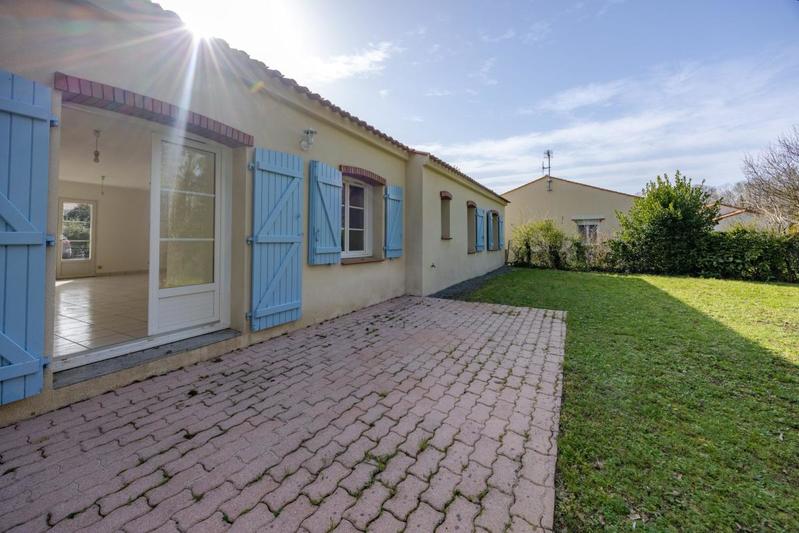 Maison - 93 m² - 4 pièces