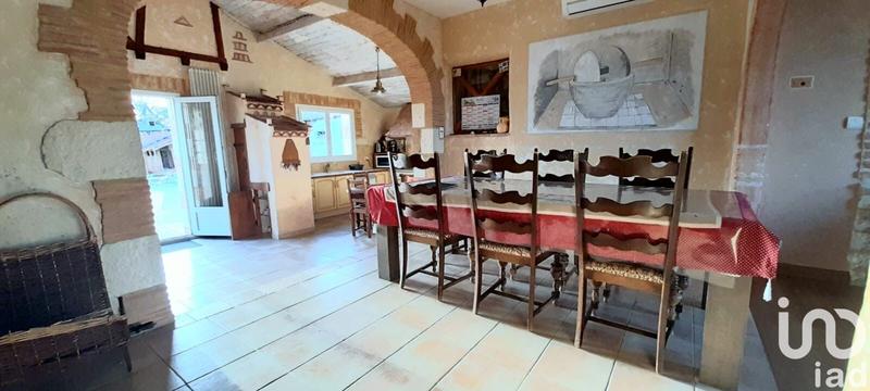 Maison - 180 m² - 7 pièces