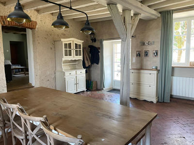 Corps de ferme - 335 m² - 14 pièces