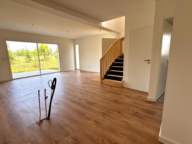 Maison - 92 m² - 4 pièces