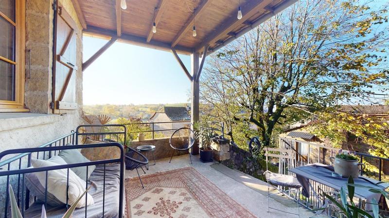 Château - 280 m² - 7 pièces