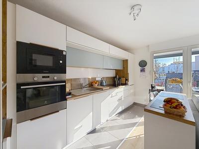 Appartement - 75 m² - 3 pièces