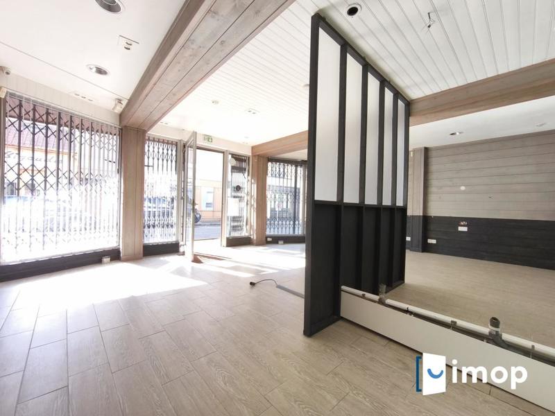 Local commercial - 70 m² - 2 pièces