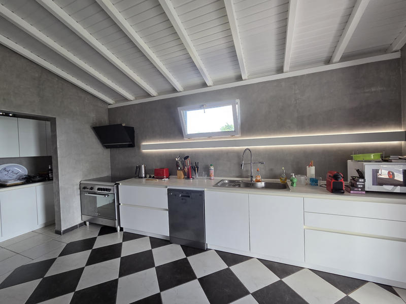 Villa - 145 m² - 6 pièces