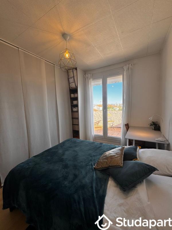 Chambre - 15 m² - 1 pièce