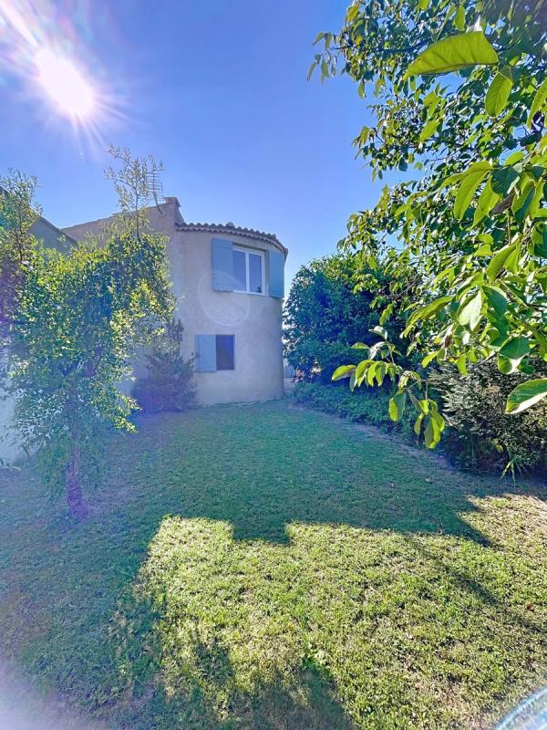 Villa - 212 m² - 7 pièces