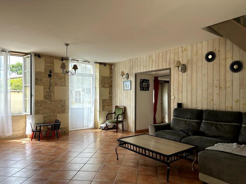 Maison - 142 m² - 5 pièces