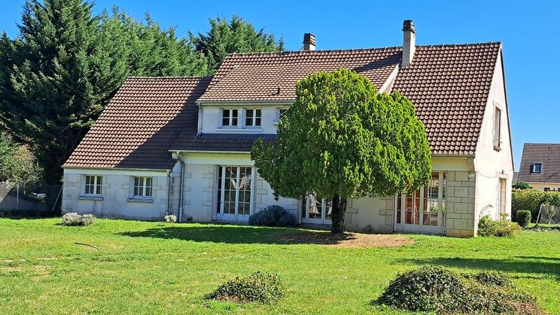 Pavillon - 150 m² - 8 pièces