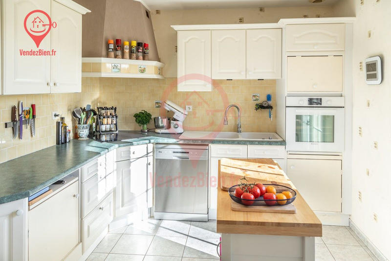 Maison - 122 m² - 5 pièces