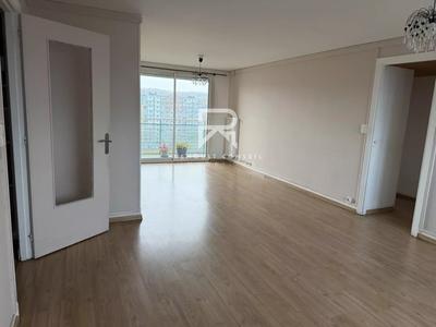 Appartement - 75 m² - 4 pièces