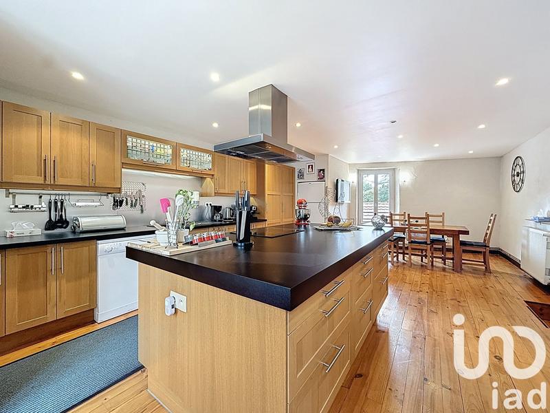 Maison de ville - 239 m² - 7 pièces