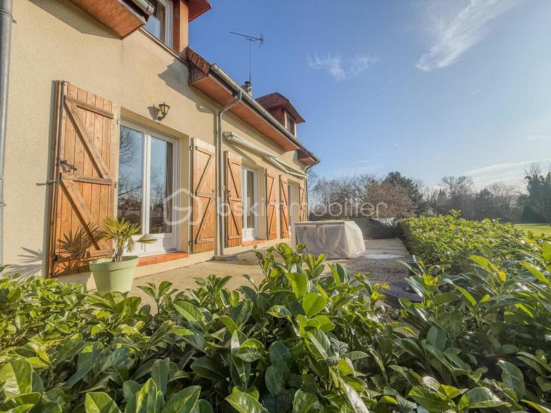 Maison - 96 m² - 4 pièces