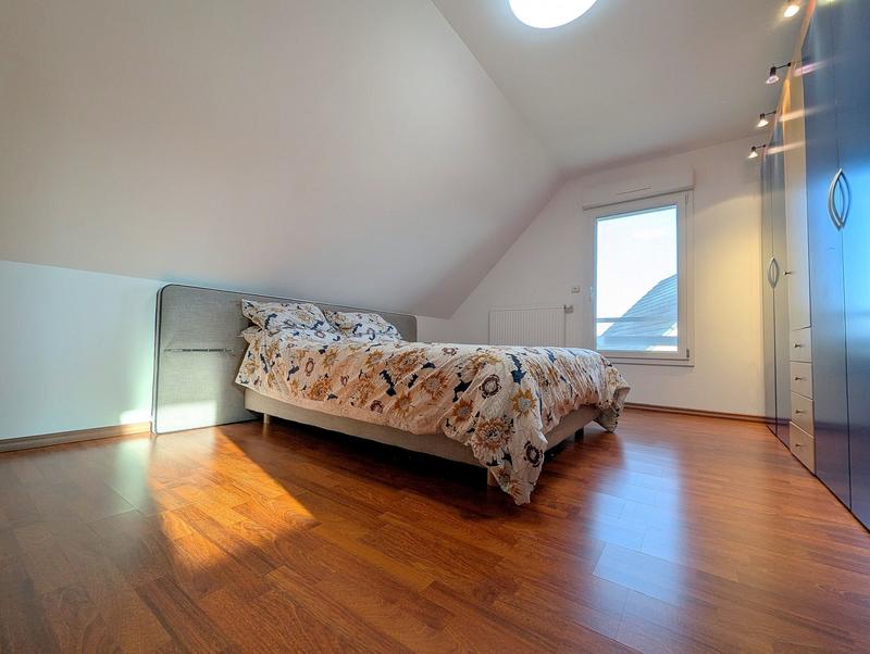 Maison - 102 m² - 5 pièces