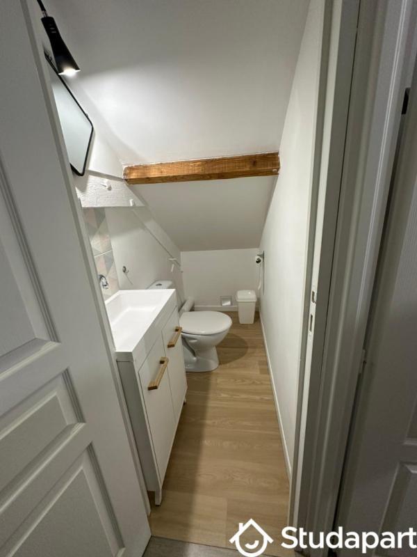 Chambre - 12 m² - 1 pièce